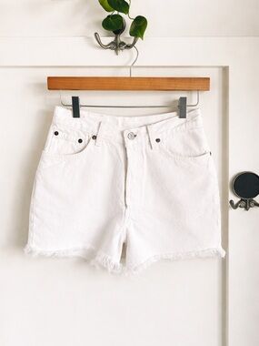 Vintage 90s Levi’s White Cut Off Shorts High Rise Raw Hem